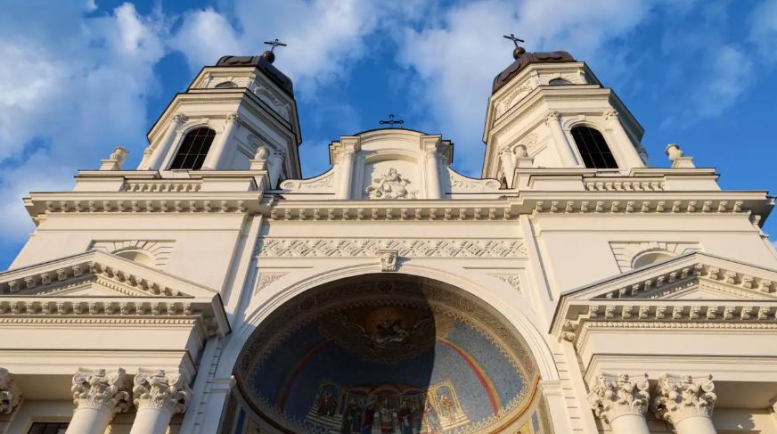 Επισκοπικό Συμβούλιο για την ίδρυση τριών μοναστικών οικισμών στη Σουτσεάβα