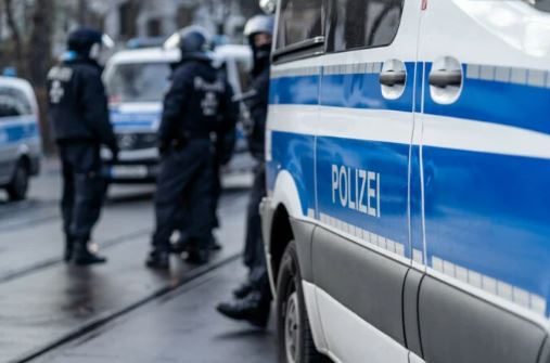 Συναγερμός στο Βερολίνο: Αναφορές για ένοπλο σε σχολείο