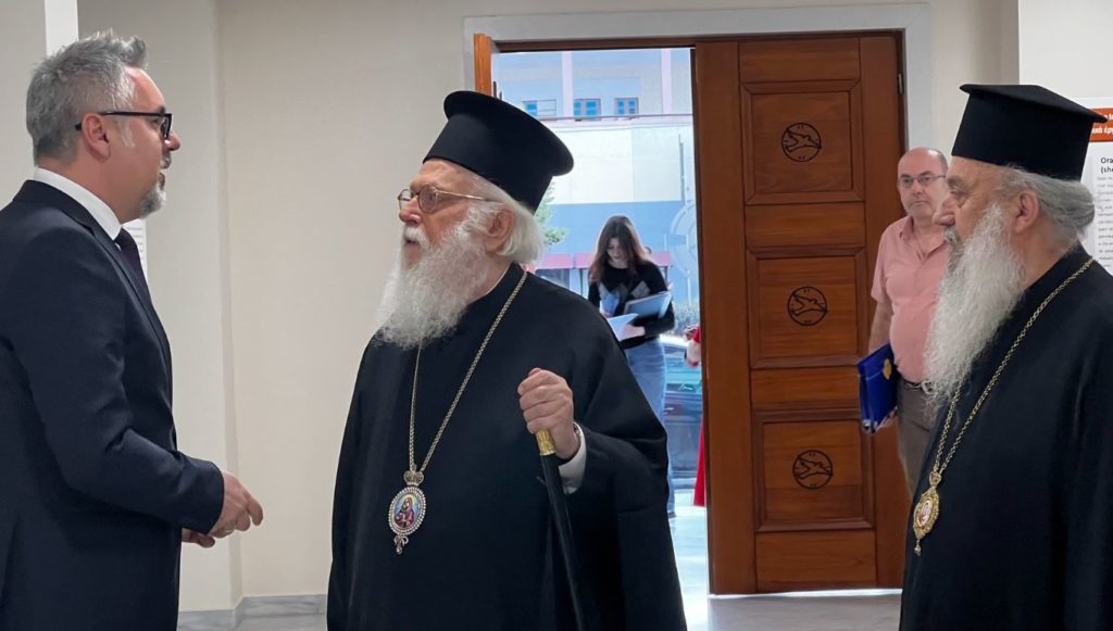 LEKSIONI I HPUR ME TEMEN : DEMOKRACIA ATHINASE E PERIUDHES KLASIKE DH E BOTA MODERNE