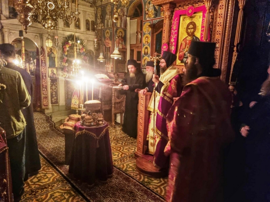 Ο Μητροπολίτης Μαρωνείας στο Ιερό Κελλί των Δανιηλαίων για την εορτή των Αγιορειτών Πατέρων