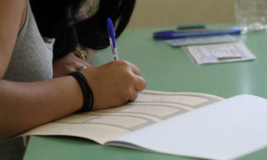 Πανελλαδικές 2023 – Οι υψηλές βαθμολογίες – Οι εκτιμήσεις για τις βάσεις