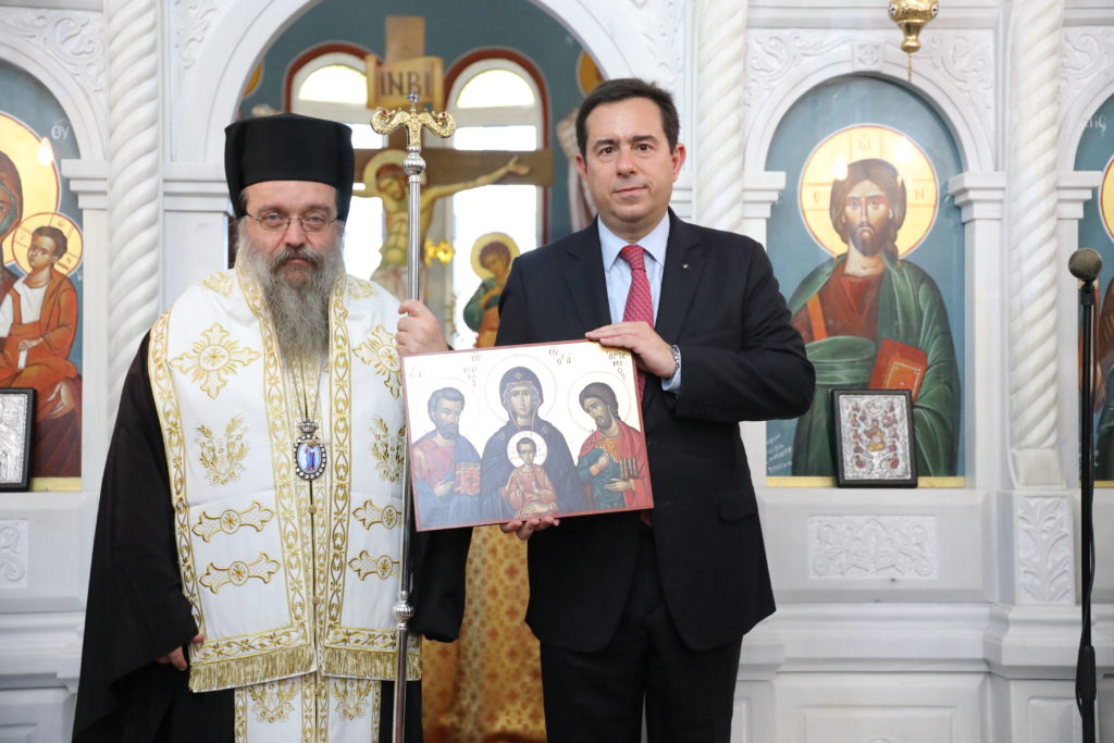 Σε δοξολογία στον Άγιο Αρτέμιο Χίου ο Νότης Μηταράκης και ο Μητροπολίτης Μάρκος