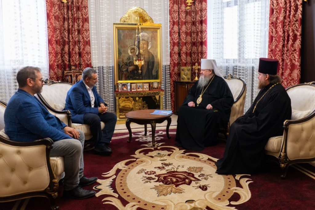 Председатель Синодального отдела по взаимоотношениям Церкви с обществом и СМИ в ходе поездки в Архангельскую митрополию встретился с митрополитом Архангельским Корнилием