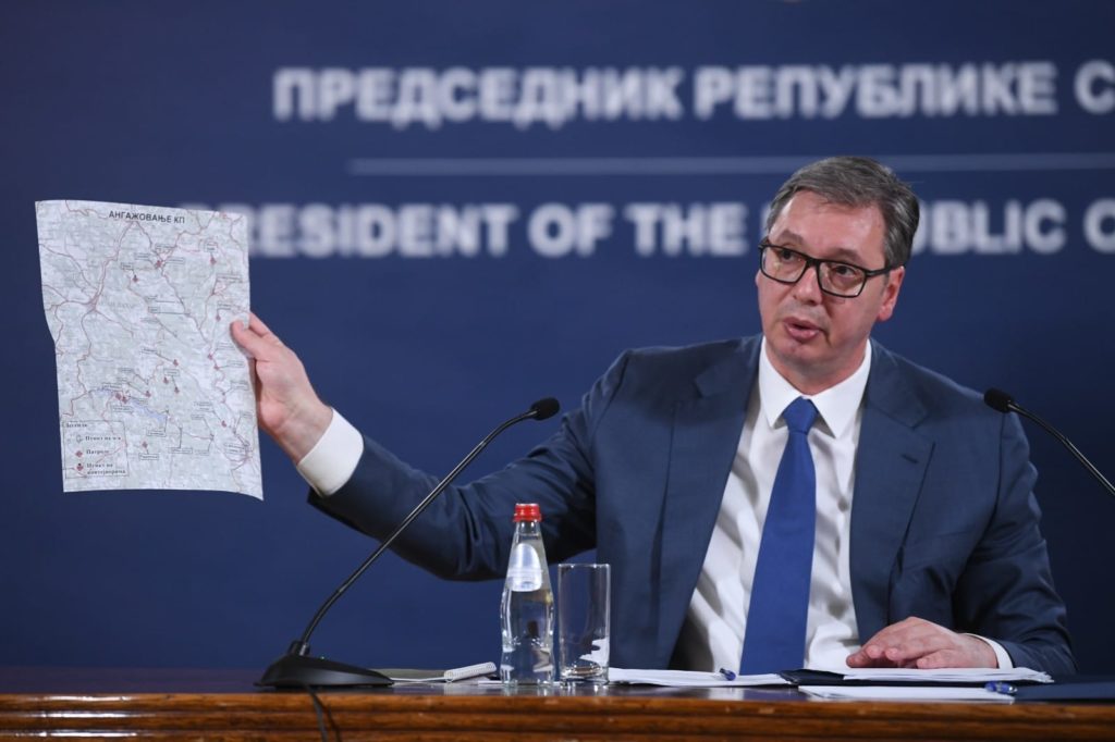 Βούτσιτς: Το καθεστώς της Πρίστινα επιτίθεται στην εν Σερβία Ορθόδοξη Εκκλησία – Δεν προετοιμαζόμαστε για πόλεμο