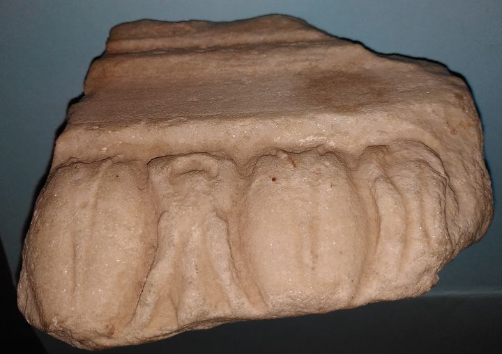 Επαναπατρισμός μαρμάρινου θραύσματος από τον αρχιτεκτονικό διάκοσμο του Ερεχθείου