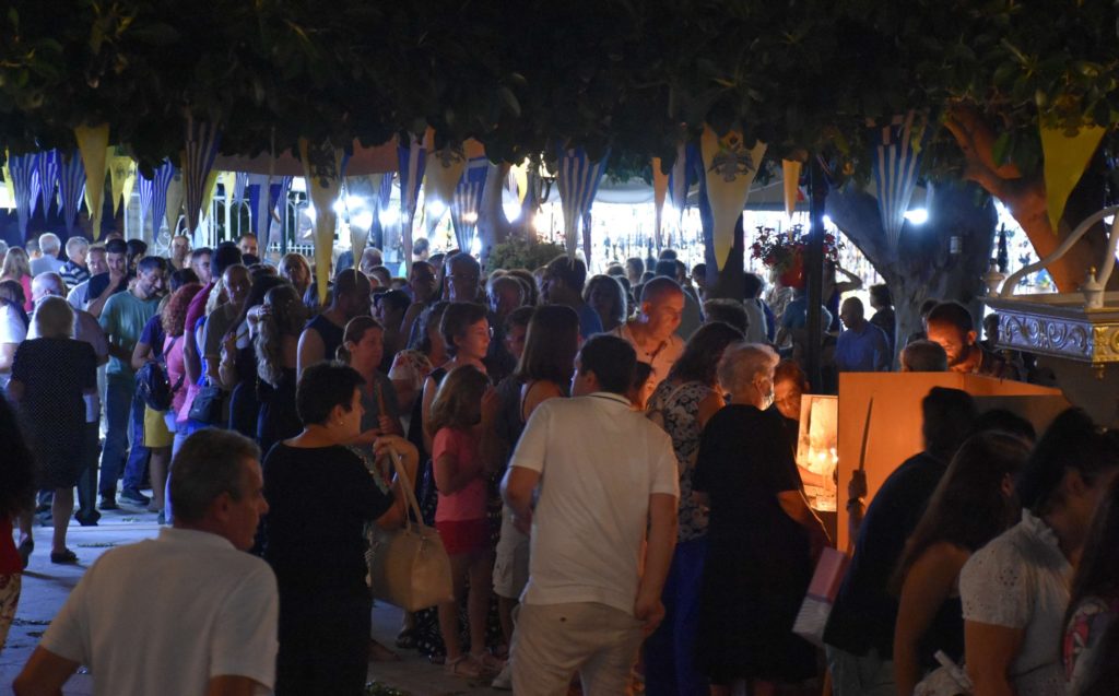 Αγία Μαρκέλλα: Ολονύχτιο προσκύνημα στη χάρη της Αγίας στη Χίο (ΦΩΤΟ)