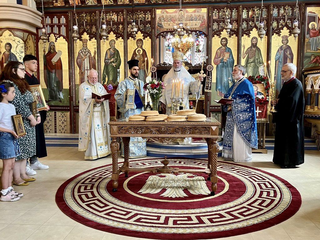 Archbishop Nikitas visits the Parish of Ss Peter & Paul in Bristol