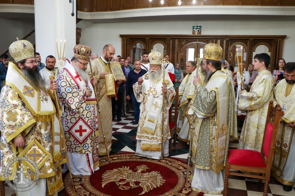 Четирима Архиереи на БПЦ възглавиха заупокойните богослужения по повод 10 години от кончината на митрополит Кирил