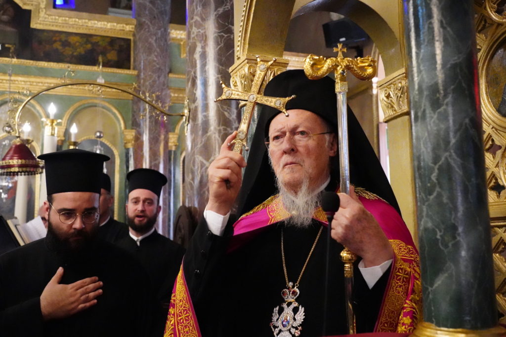 O Οικουμενικός Πατριάρχης στον πανηγυρίζοντα Ι. Ναό Δώδεκα Αποστόλων Φερίκιοϊ