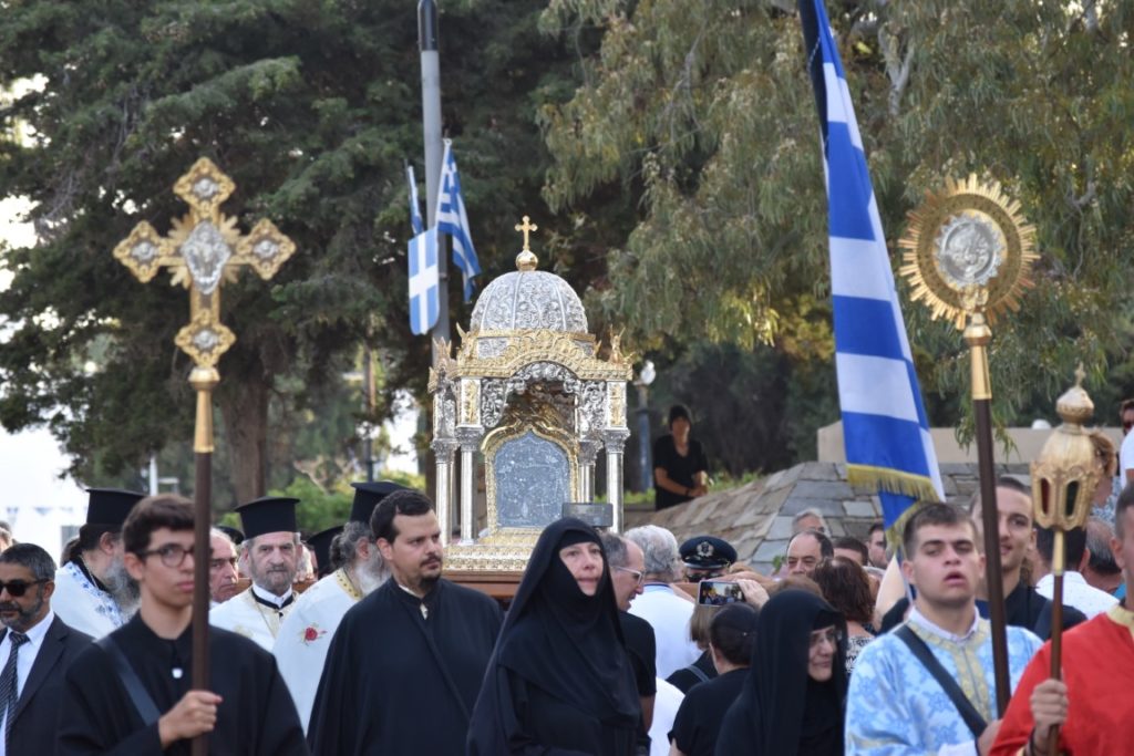 Τήνος: Φωτορεπορτάζ από τη λιτάνευση της Ευαγγελίστριας – 201 χρόνια από το όραμα της Οσίας Πελαγίας και την εύρεση της εικόνας