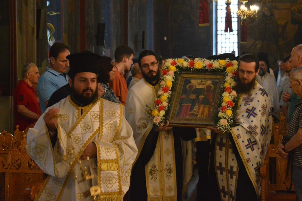 Αρχιερατική συγχοροστασία και συλλείτουργο στην Έδεσσα για τους Αγίους Αναργύρους