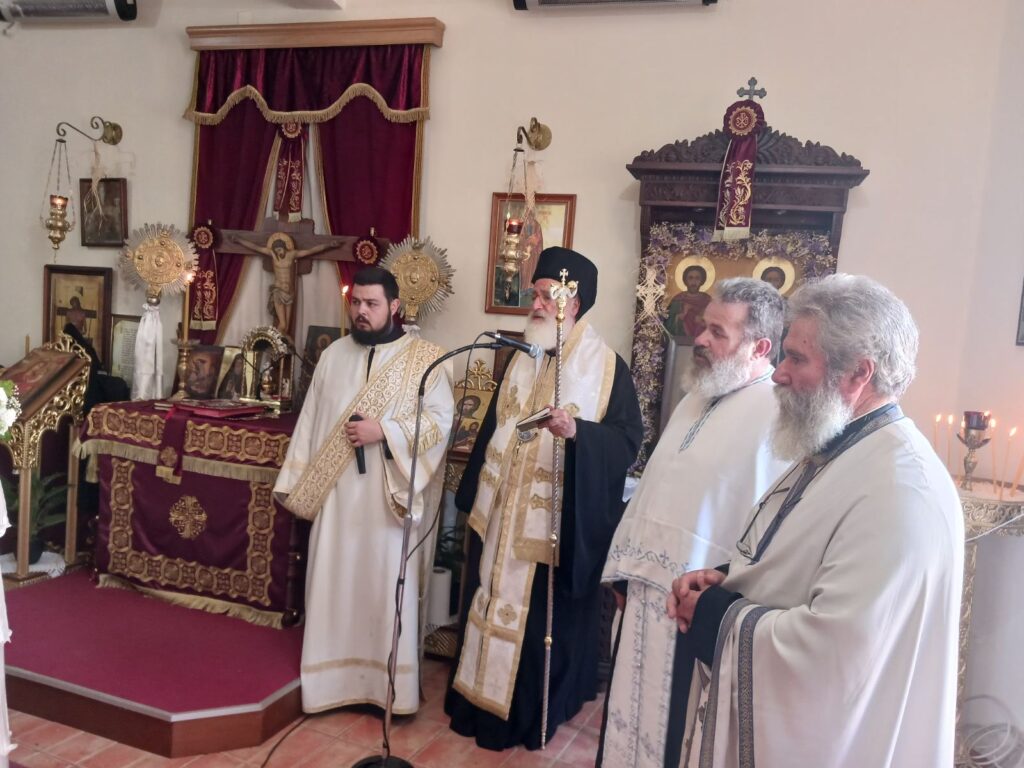 Ο Μητροπολίτης Αρκαλοχωρίου τέλεσε την Εξόδιο Ακολουθία του ιεροψάλτη Μάρκου Λαδομένου