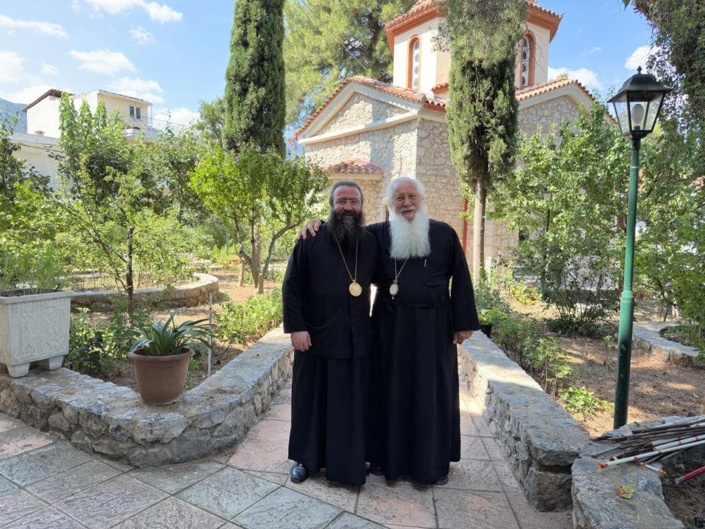 Ο Μητροπολίτης Χαλεπίου επισκέφθηκε τον Μητροπολίτη Θηβών στο Επισκοπείο στη Λιβαδειά