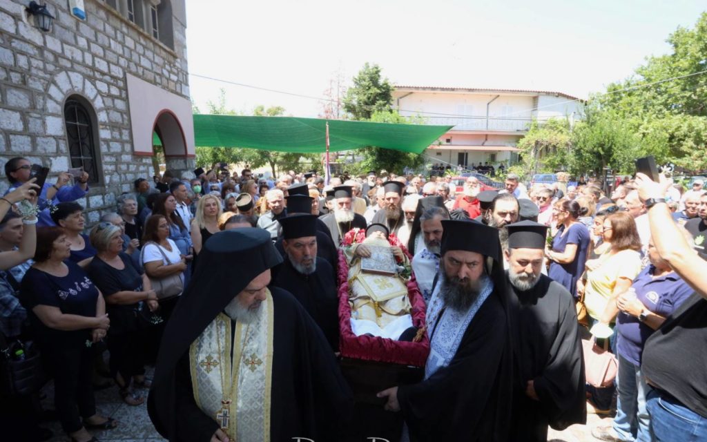 Ο Αρχιεπίσκοπος Ιερώνυμος τέλεσε την Εξόδιο Ακολουθία του π. Νικόλαου Τάσσιου, πνευματικού τέκνου του Αγίου Βησσαρίωνος του Αγαθωνίτη