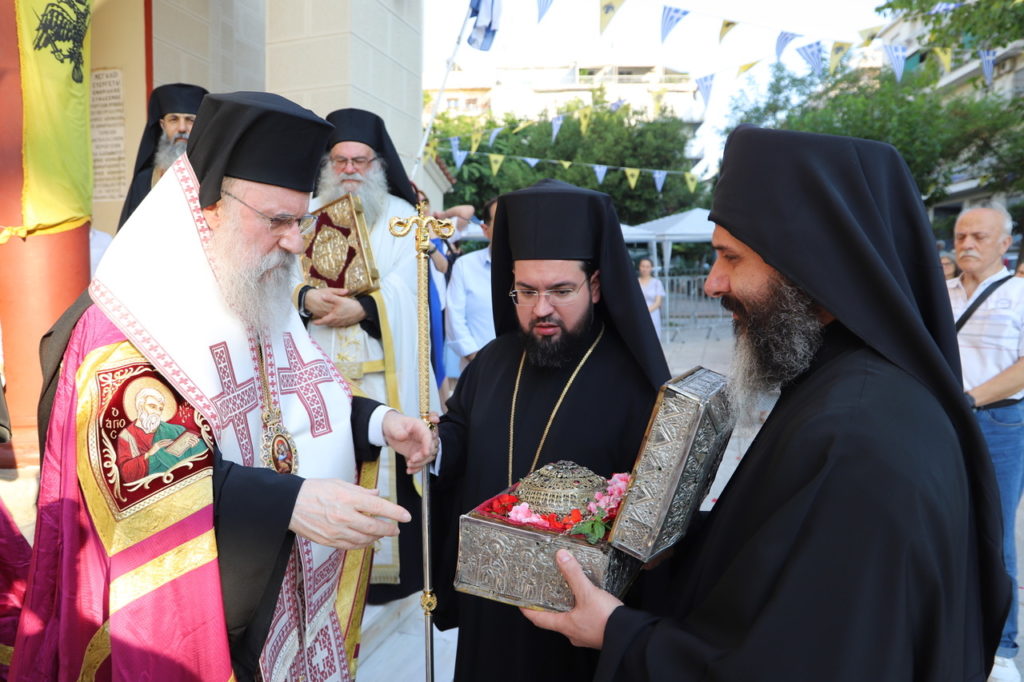Υποδοχή της Τιμίας Κάρας του Αγίου Παρθενίου στο Παγκράτι – Φωτορεπορτάζ