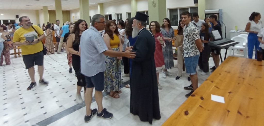 Ο Μητροπολίτης Χρυσόστομος στην εορτή λήξης της Α΄ περιόδου θηλέων των κατασκηνώσεων της Ιεράς Μητρόπολης Χαλκίδος