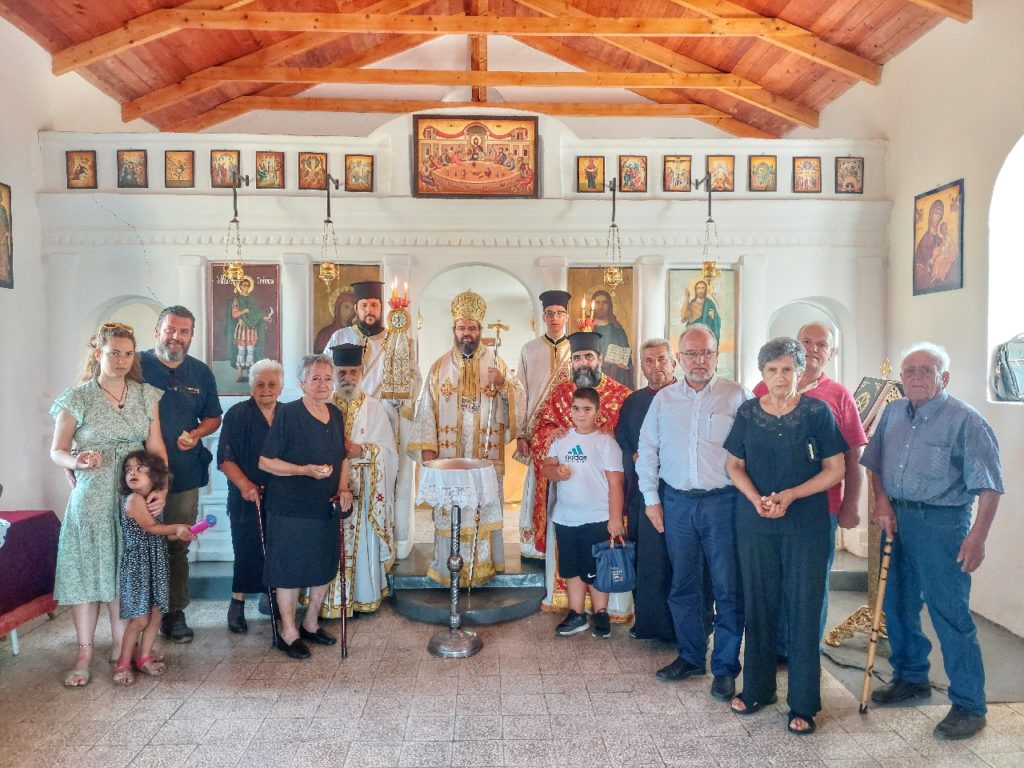 Ο Μητροπολίτης Μαρωνείας στο χωριό Έβρενος