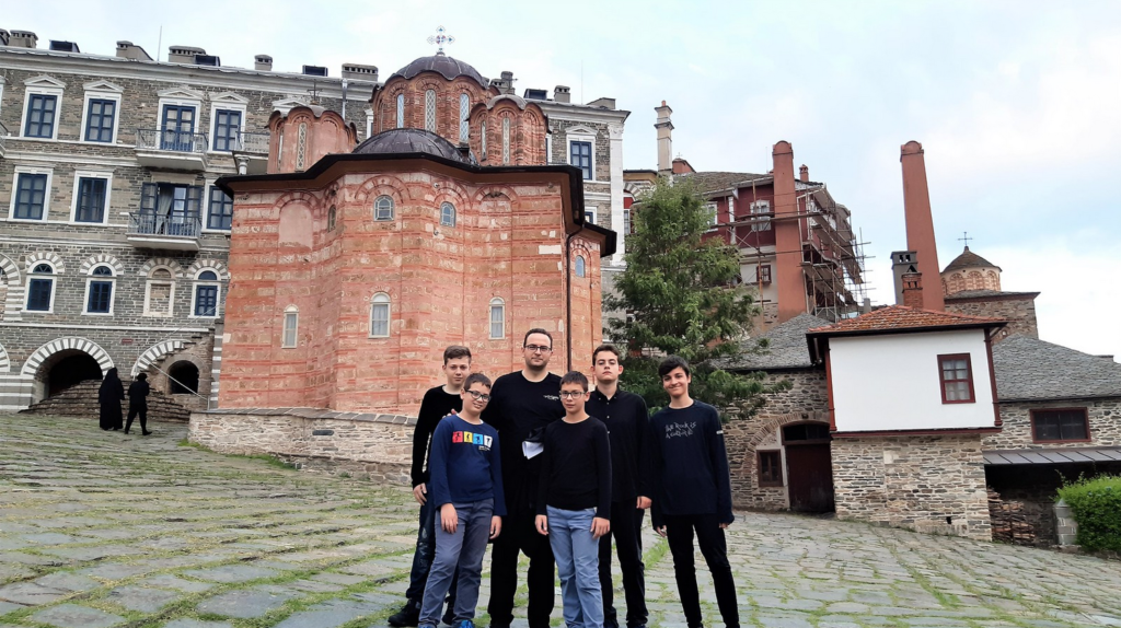 Επίσκεψη της «Ακαδημίας Ψαλτικής Ειρμός» στο Άγιον Όρος