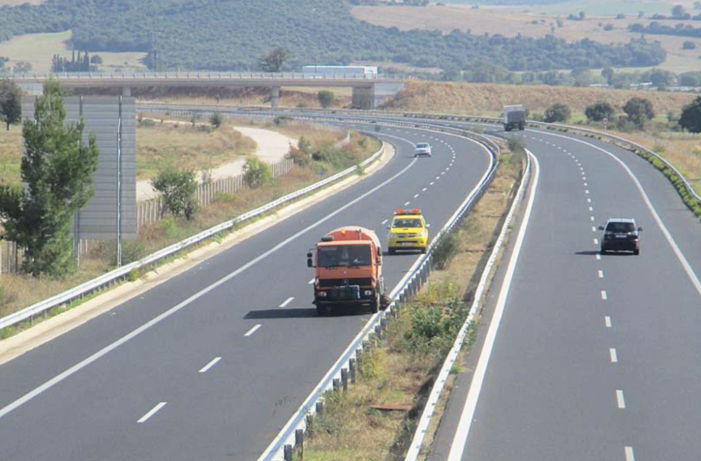 Άμεση λήψη μέτρων ασφαλείας στο εθνικό οδικό δίκτυο ζητάει η Ι.Μ. Μαρωνείας και Κομοτηνής