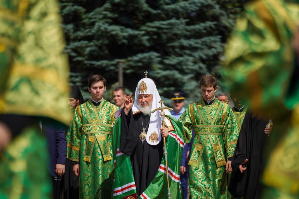 Предстоятель Русской Церкви совершил малую вечерню с чтением акафиста преподобному Сергию Радонежскому в Троице-Сергиевой лавре