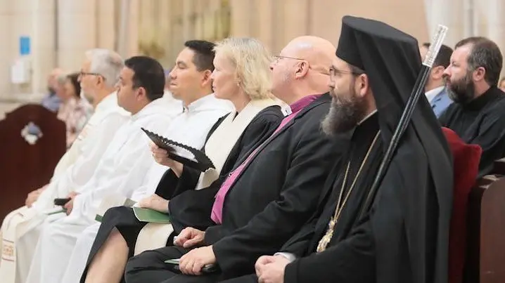 Episcopul ortodox român al Spaniei a asistat la instalarea noului arhiepiscop romano-catolic de Madrid