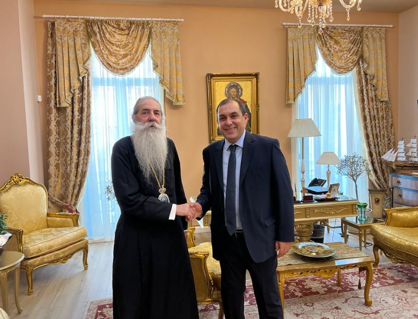 Μητροπολίτης Πειραιώς προς υφυπουργό Προστασίας του Πολίτη: «Η Εκκλησία είναι διακονία, δεν είναι εξουσία»