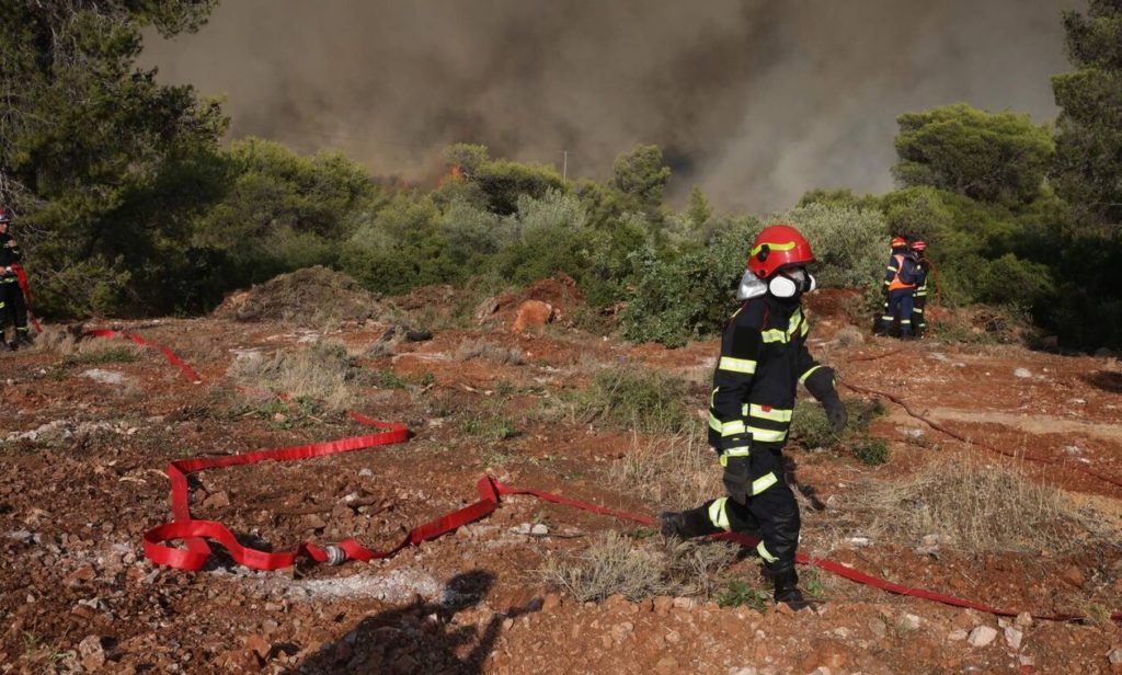 Ρόδος: Σε κατάσταση έκτακτης ανάγκης κηρύχθηκαν τρεις δημοτικές ενότητες λόγω πυρκαγιάς