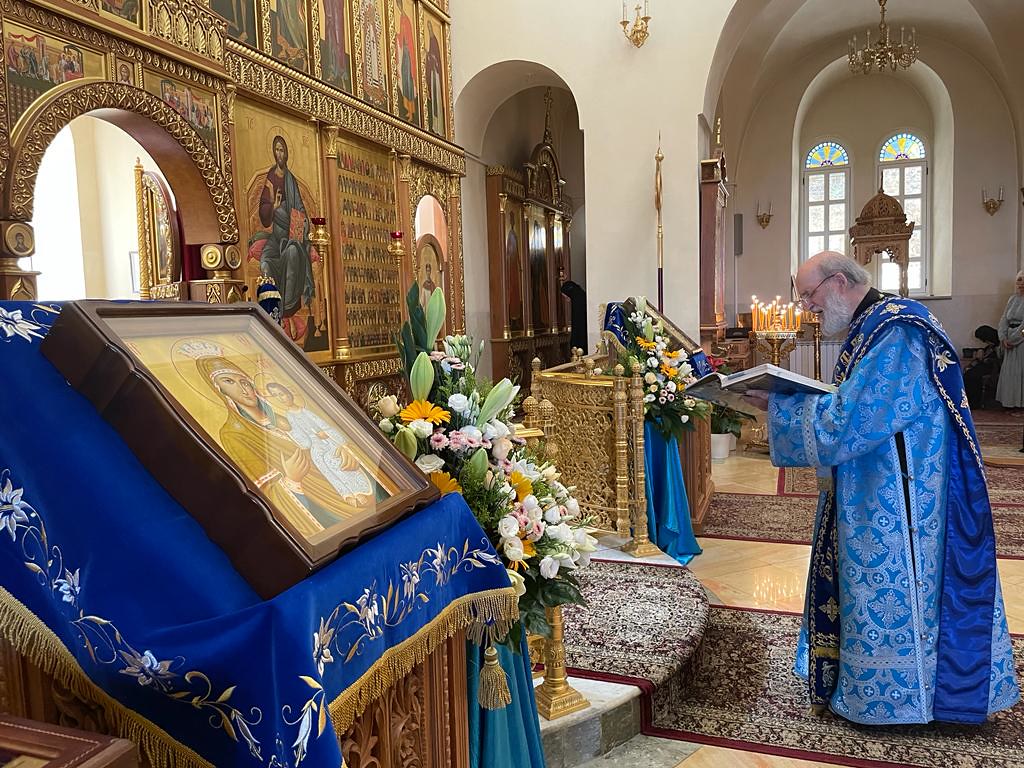 В Горненской обители почтили чудотворный Казанский образ Божией Матери