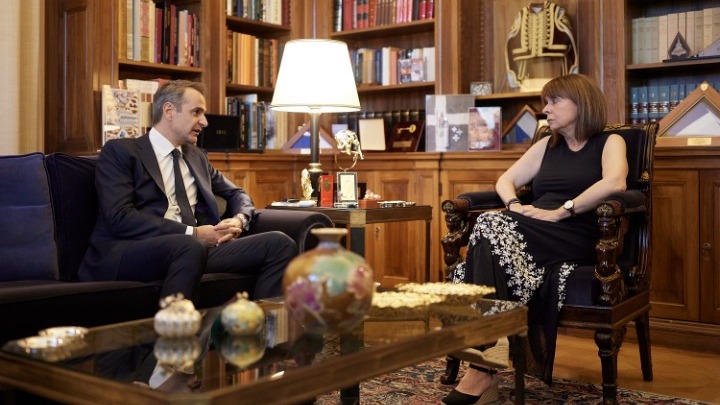 Συνάντηση  Μητσοτάκη – Σακελλαροπούλου για τις πυρκαγιές