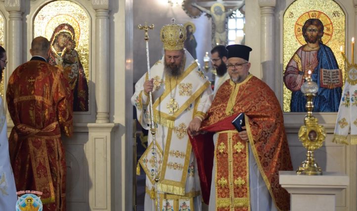 Архиерейска света Литургия с две ръкоположения в старинния столичен храм „Св. София“