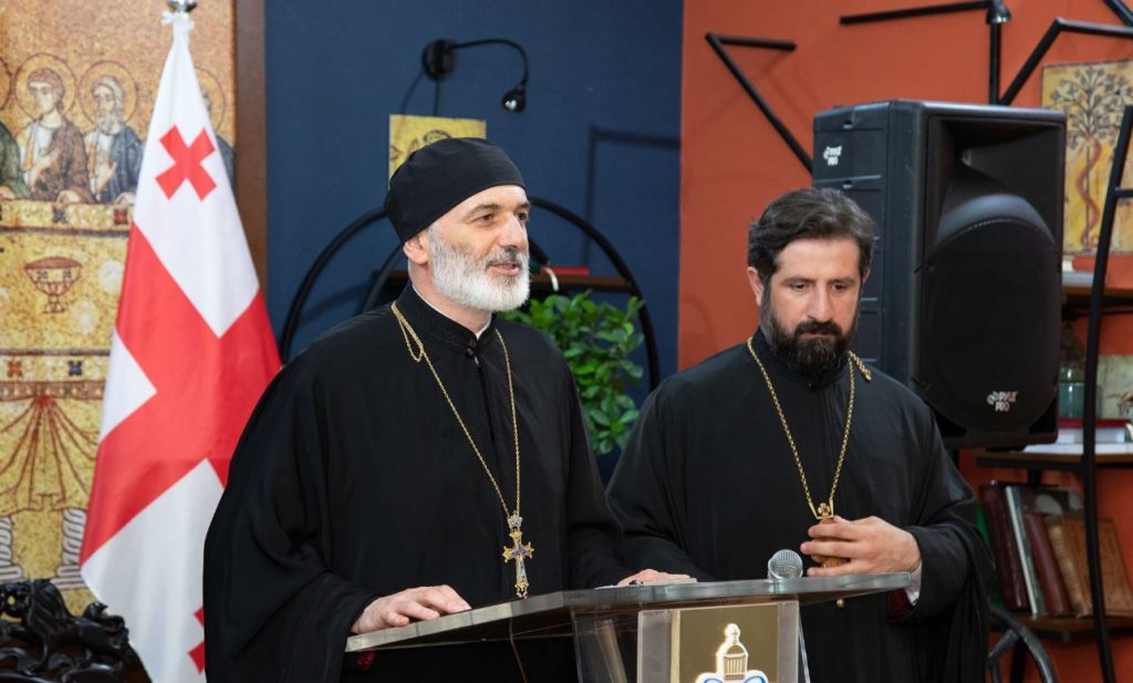 საპატრიარქოს საზოგადოებასთან ურთიერთობის სამსახურის მორიგი პროექტის, „ამბავი, რომელიც გაგაცნობს ღმერთს“, გამარჯვებულები გამოვლინდნენ.