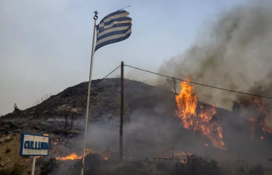 Εισαγγελική παρέμβαση για την πυρκαγιά στη Ρόδο – Κάηκαν πάνω από 107.000 στρέμματα