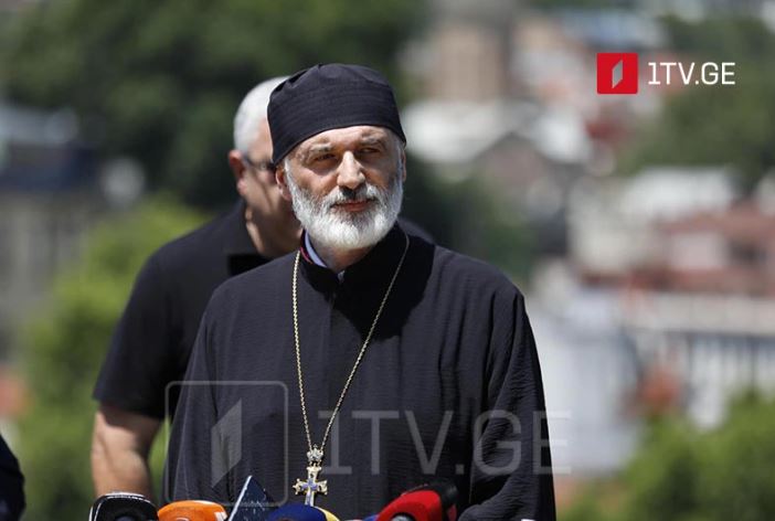 ანდრია ჯაღმაიძე აცხადებს, რომ მეუფე შიოს მოწამვლის შესახებ ინფორმაციასთან დაკავშირებით საგამოძიებო უწყებისთვის ჯერ არ მიუმართავთ