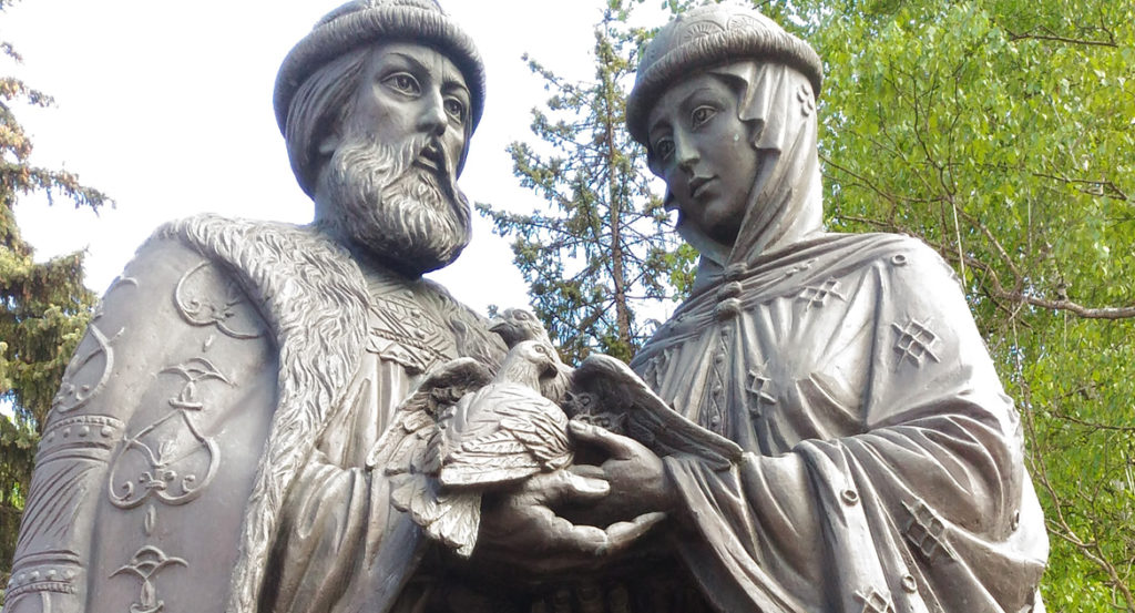 Οι Προστάτες του γάμου, Άγιοι Πέτρος και Φεβρωνία, τιμώνται σήμερα στη Ρωσία