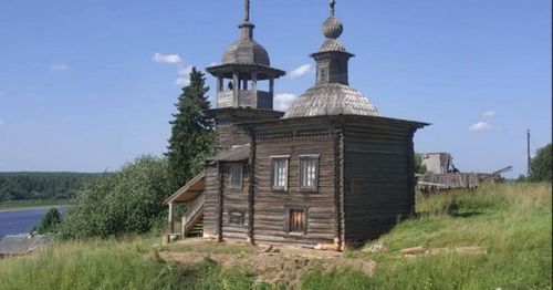 В Коми волонтеры отремонтировали деревянную часовню, построенную 185 лет назад
