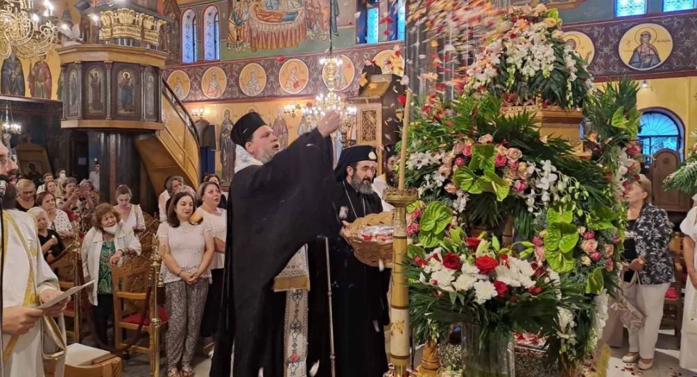 Μεθέορτος Εσπερινός και λιτάνευση του Επιταφίου της Παναγίας στη Νέα Φιλαδέλφεια