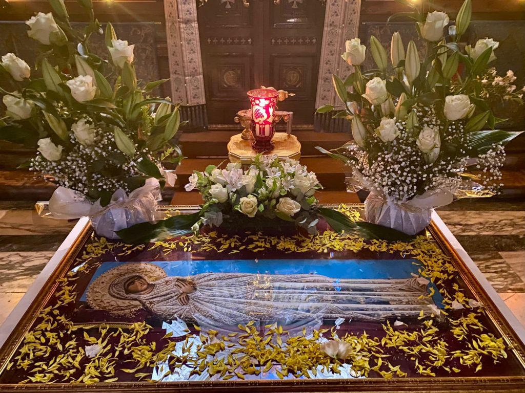 Οι καθημερινές Παρακλήσεις στην Παναγία στην Ελληνορθόδοξη Ενορία στο Μιλάνο