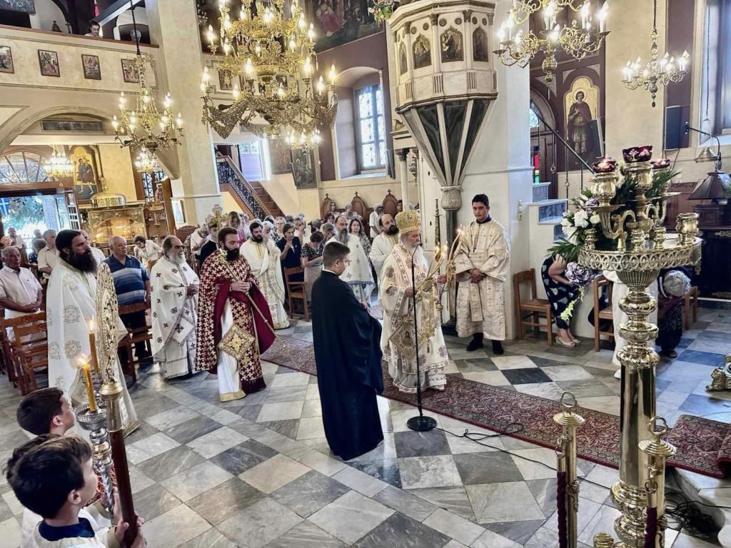 Αρχιερατική Θεία Λειτουργία στον Ιερό Μητροπολιτικό Ναό Τιμίου Προδρόμου Κρανιδίου