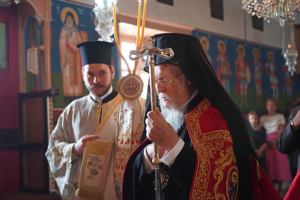 Η Απόδοση της εορτής της Κοιμήσεως της Θεοτόκου στο χωριό του Οικουμενικού Πατριάρχη (ΦΩΤΟ)
