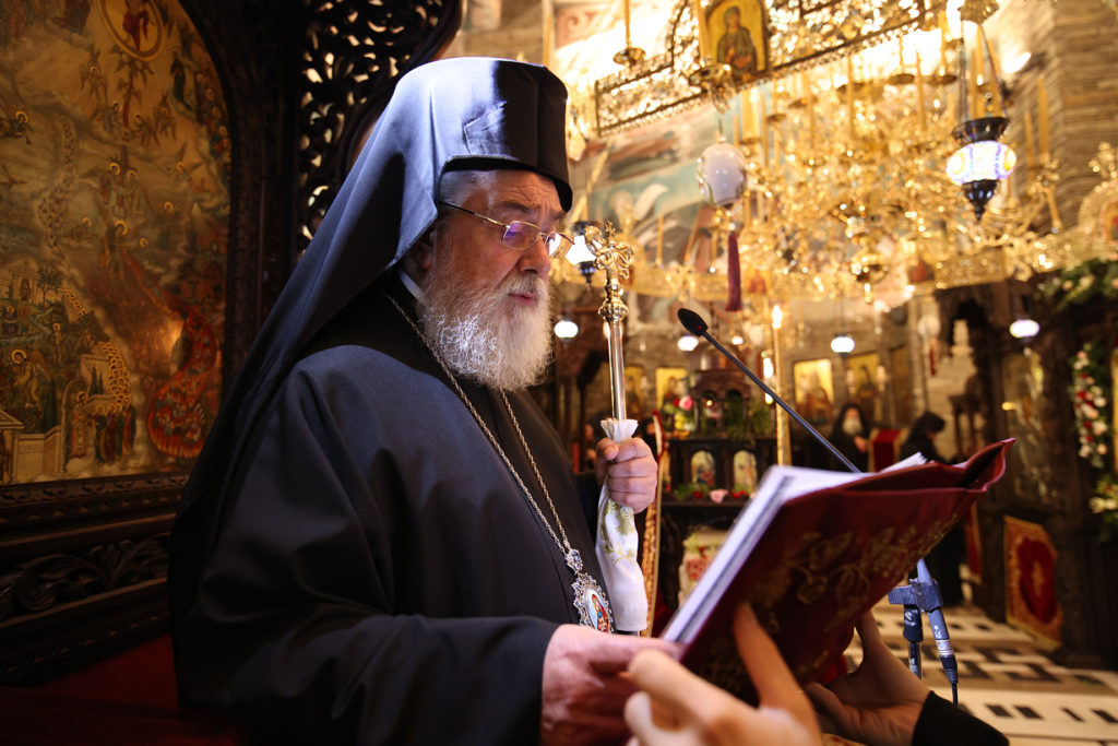 Ο Μητροπολίτης Θεόκτιστος στα εγκώμια της Υπεραγίας Θεοτόκου στην Ιερά Μονή Τρικόρφου Φωκίδος