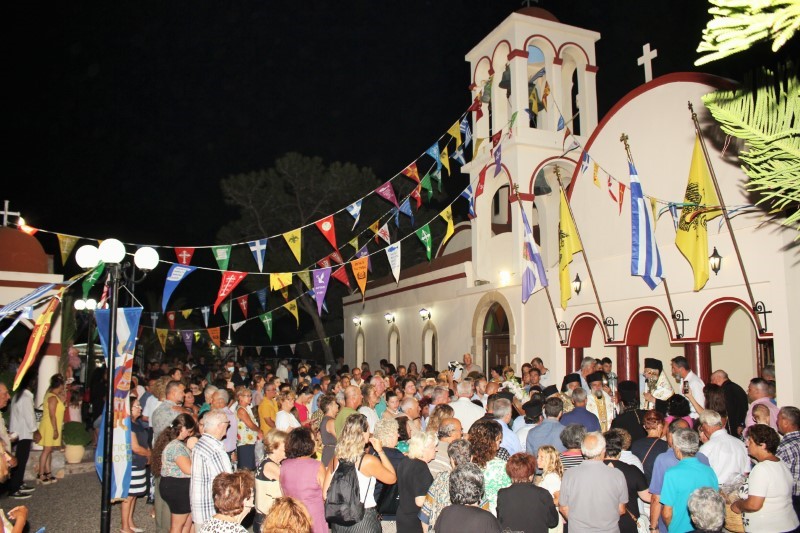 Ο εορτασμός του Αγίου Φανουρίου στη Μητρόπολη Λέρου (ΦΩΤΟ)