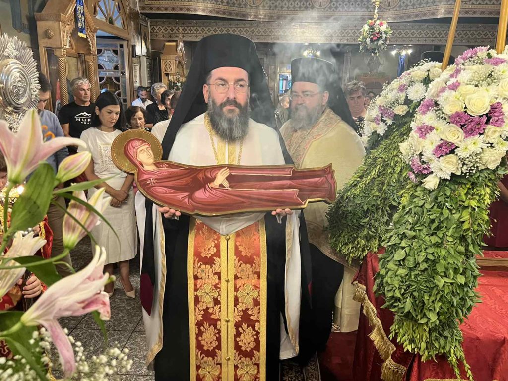 Ο Επιτάφιος της Θεοτόκου στα Λέϊκα Καλαμάτας