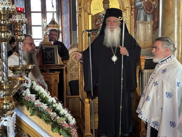 Ο Μητροπολίτης Θηβών χοροστάτησε στις Παρακλήσεις σε Ι. Ναούς της Μητροπολιτικής επαρχίας