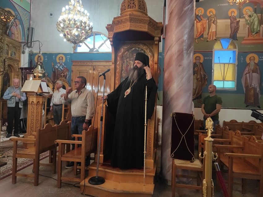 Ο Επίσκοπος Κεγχρεών στην Περαχώρα για την Παράκληση προς τη Θεοτόκο
