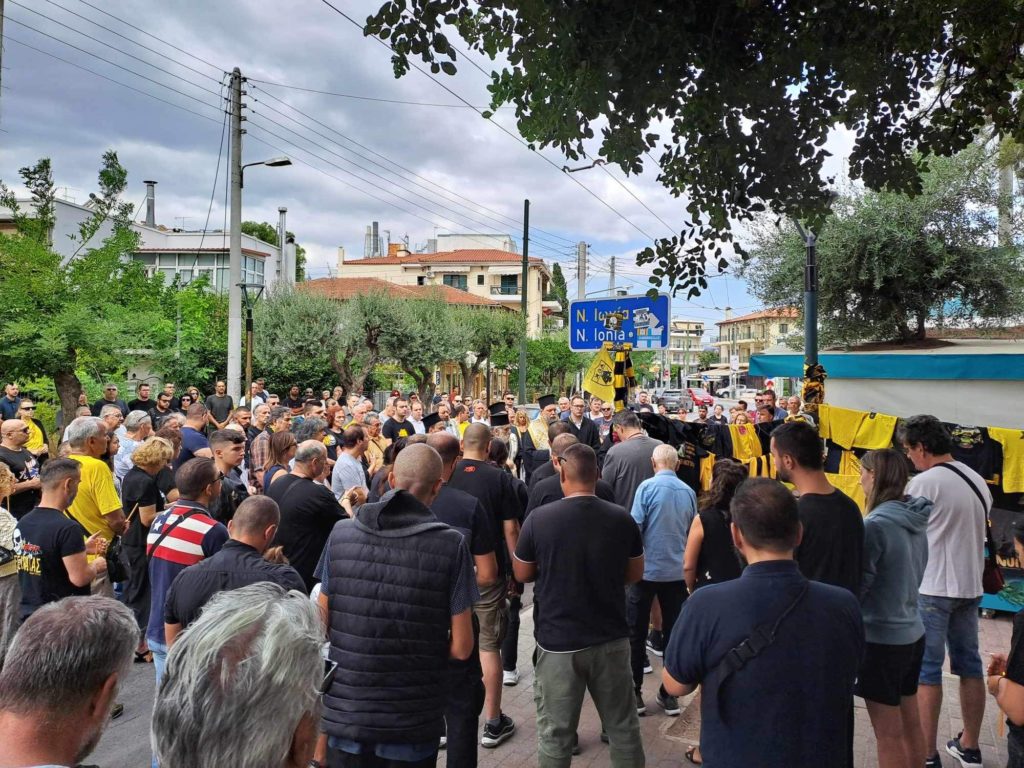 Νέας Ιωνίας Γαβριήλ: “Στη βία δεν απαντούμε με βία” – Τρισάγιο στη μνήμη του Μιχάλη Κατσουρή στη Νέα Φιλαδέλφεια