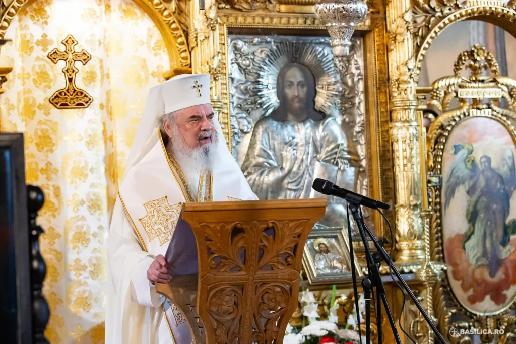 Patriarhul Daniel: Schimbarea la Faţă a Domnului este icoana profetică a Bisericii