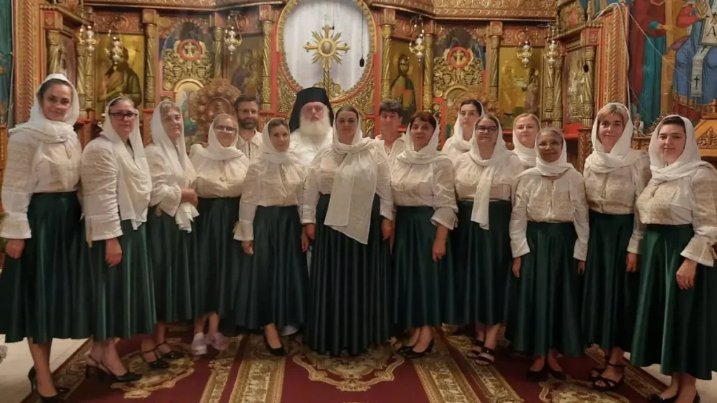 Corala „Tabor” a Catedralei Episcopale din Huși a împlinit 14 ani activitate