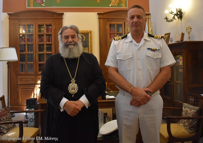 Εθιμοτυπική επίσκεψη Λιμενάρχη Γυθείου στον Μητροπολίτη Μάνης
