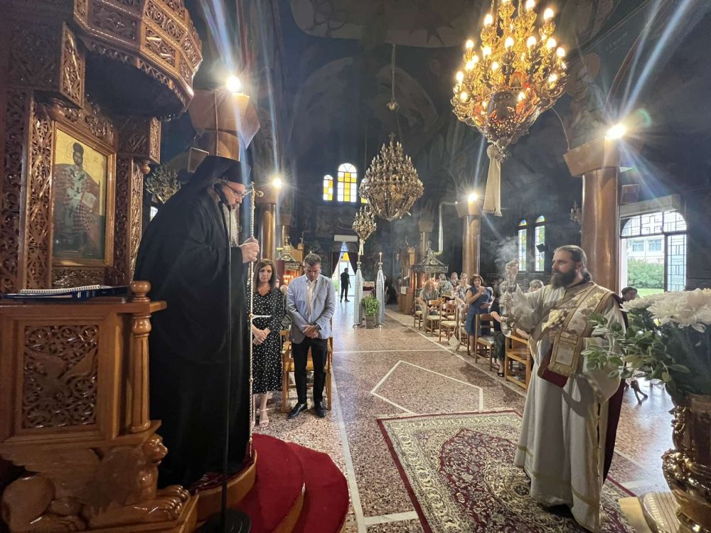 Στην Κοιλάδα ο Μητροπολίτης Λαρίσης για την Παράκληση της Θεοτόκου