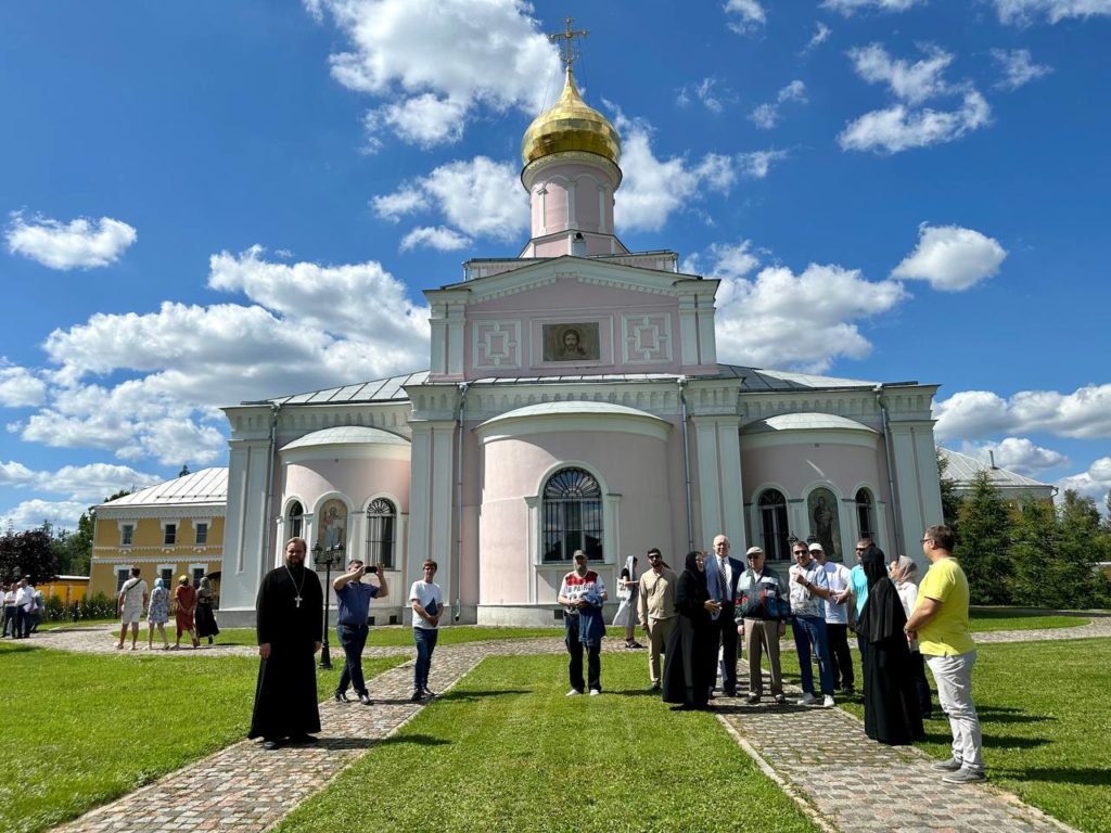 СОСТОЯЛСЯ ОБЪЕЗД ХРАМОВ В ТРОИЦКОМ И НОВОМОСКОВСКОМ АДМИНИСТРАТИВНОМ ОКРУГЕ СТОЛИЦЫ